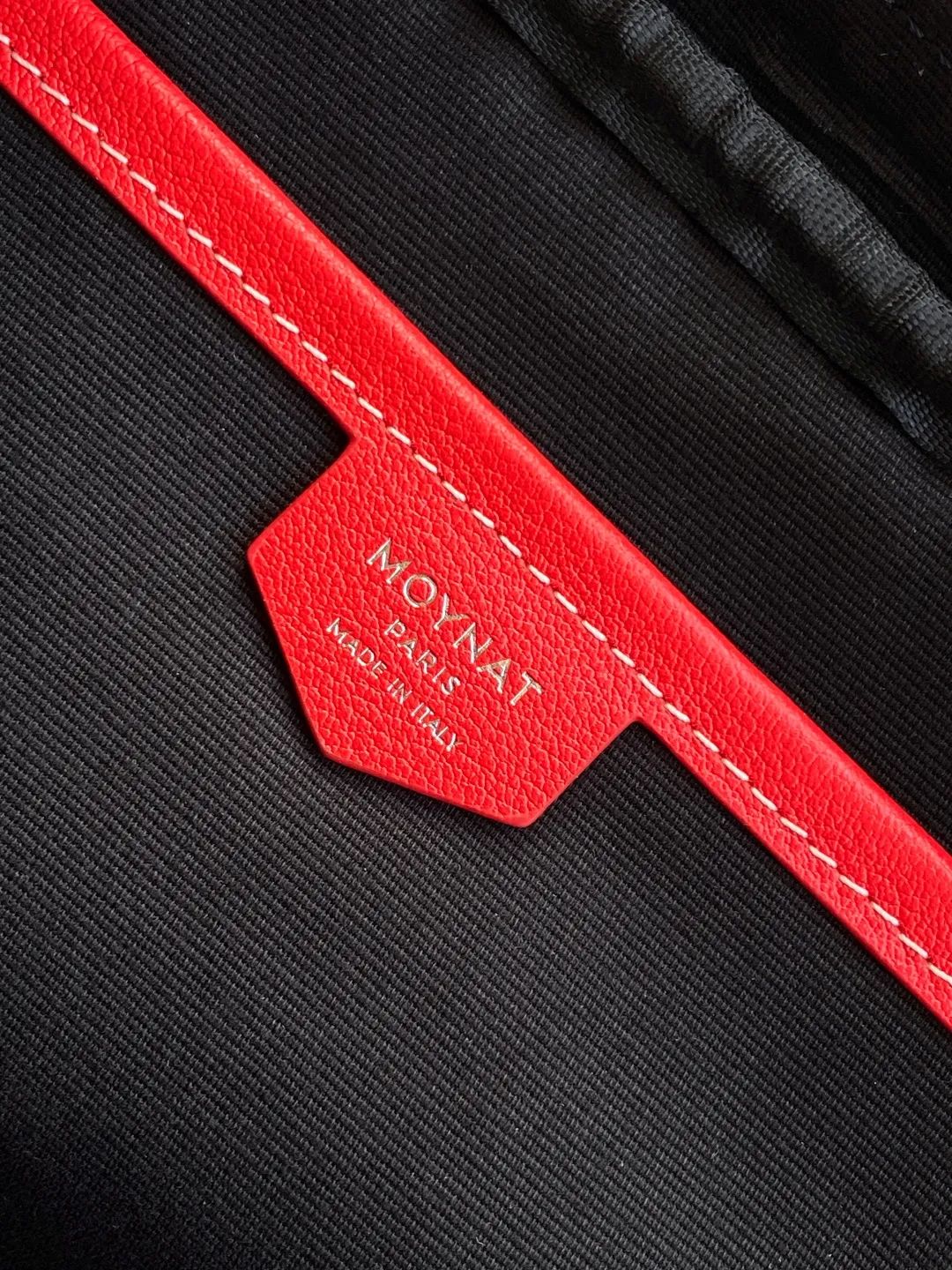 P480 MOYNAT 洗漱包 M Canvas 日常造型搭配满分加分的一款 生活防水袋,男女都可以驾驭!SIZE:24X12X13 CM🌹