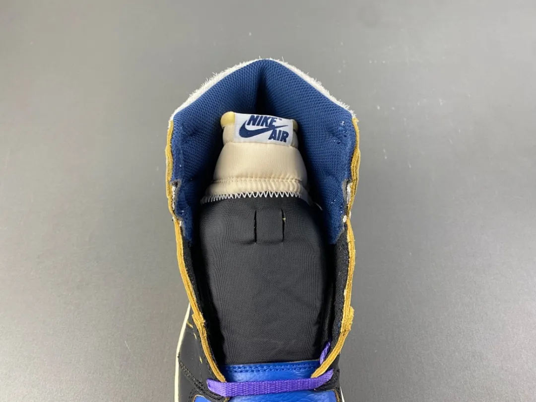 PK版 Air Jordan 1 Hi 藤原浩 UN大闪电 黑兰白紫 色 货号：IO7847-001 日期：2026 年春季 18原装版本PK，37号码36-47.5出货4-0