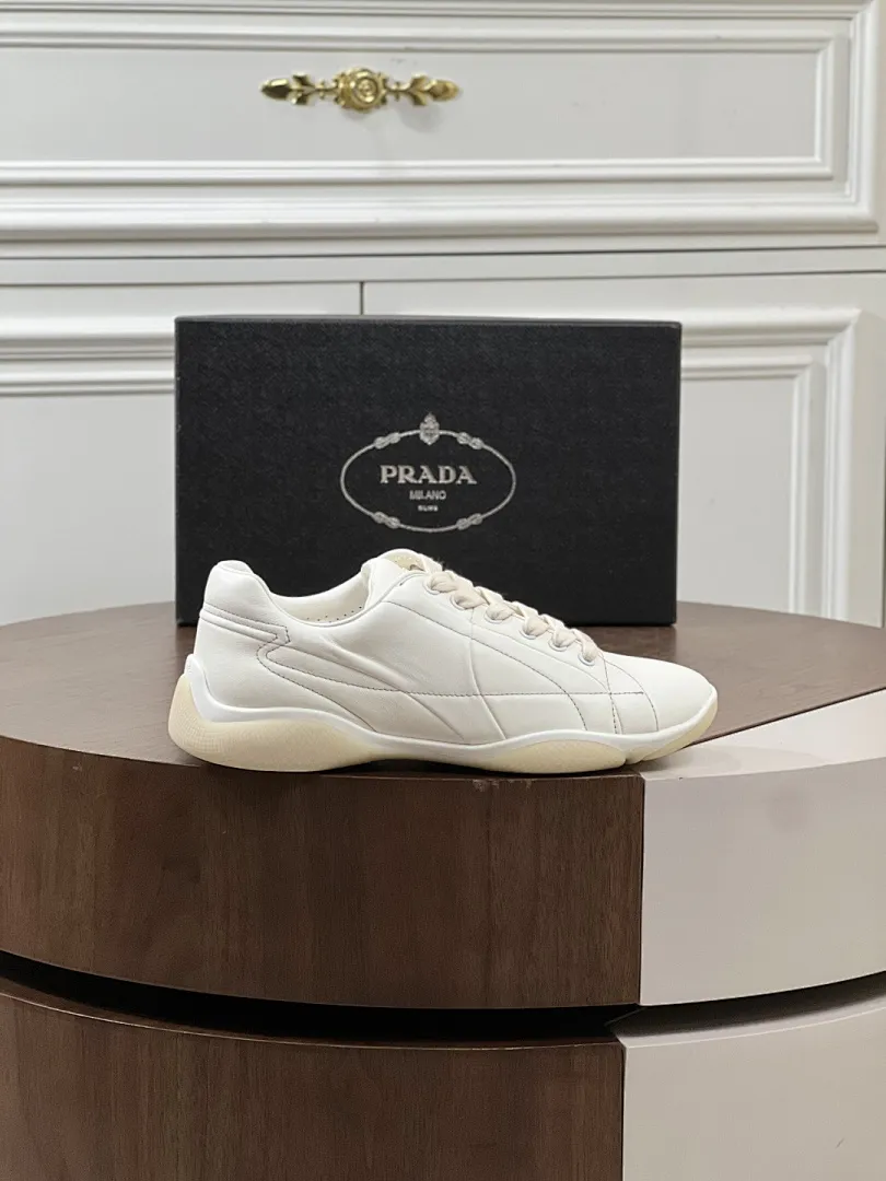 PRADA 131