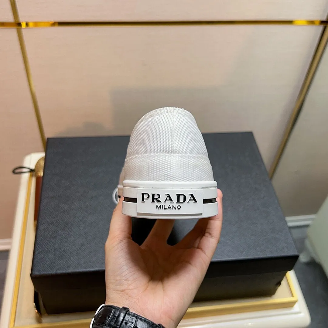 PRADA 107
