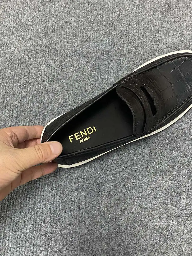 FENDI 246
