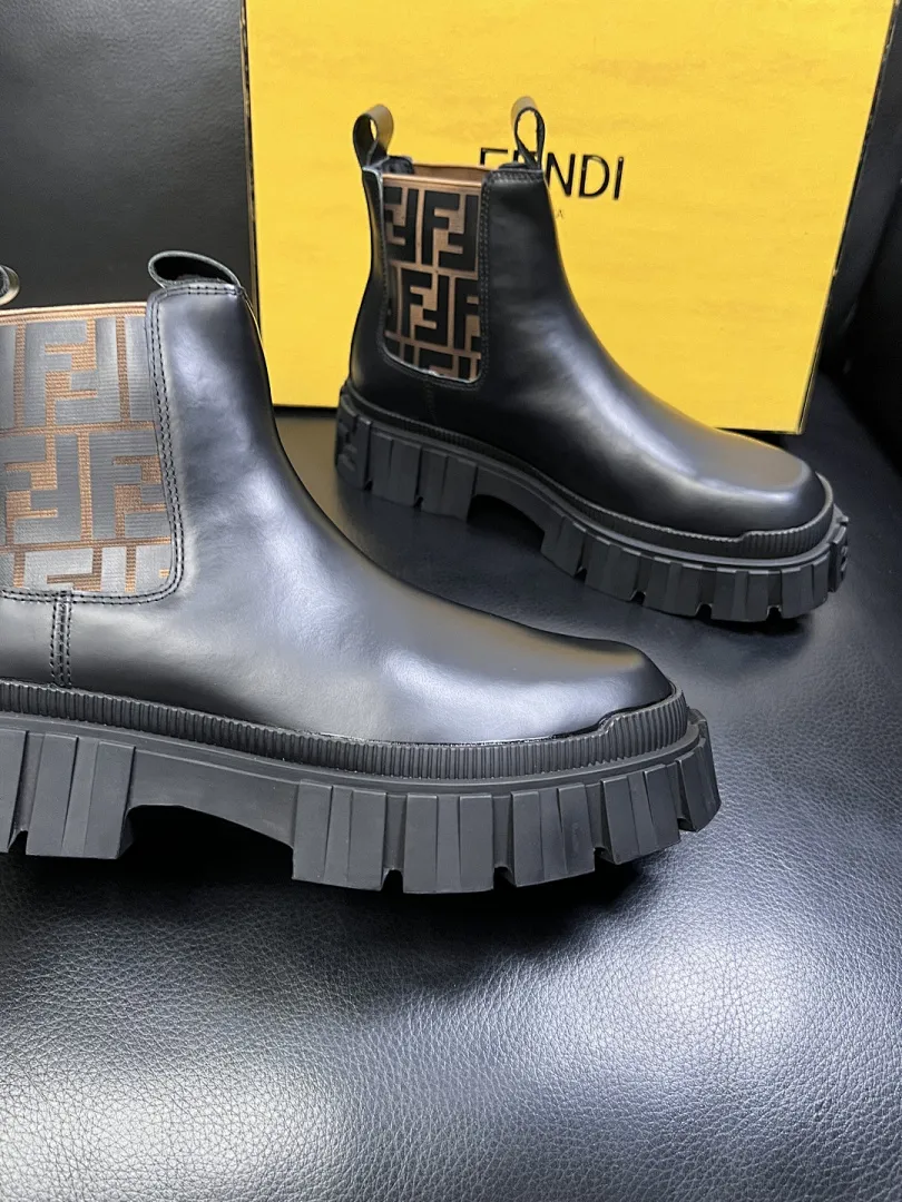 FENDI 213