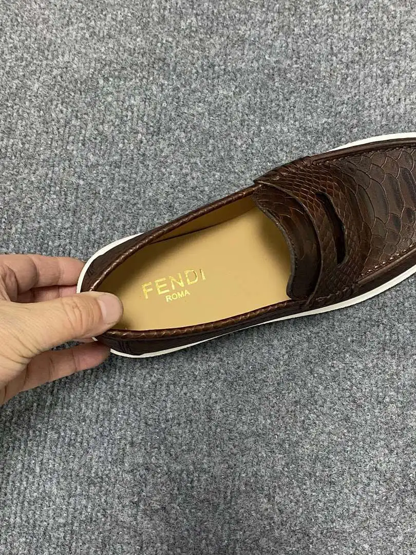 FENDI 244