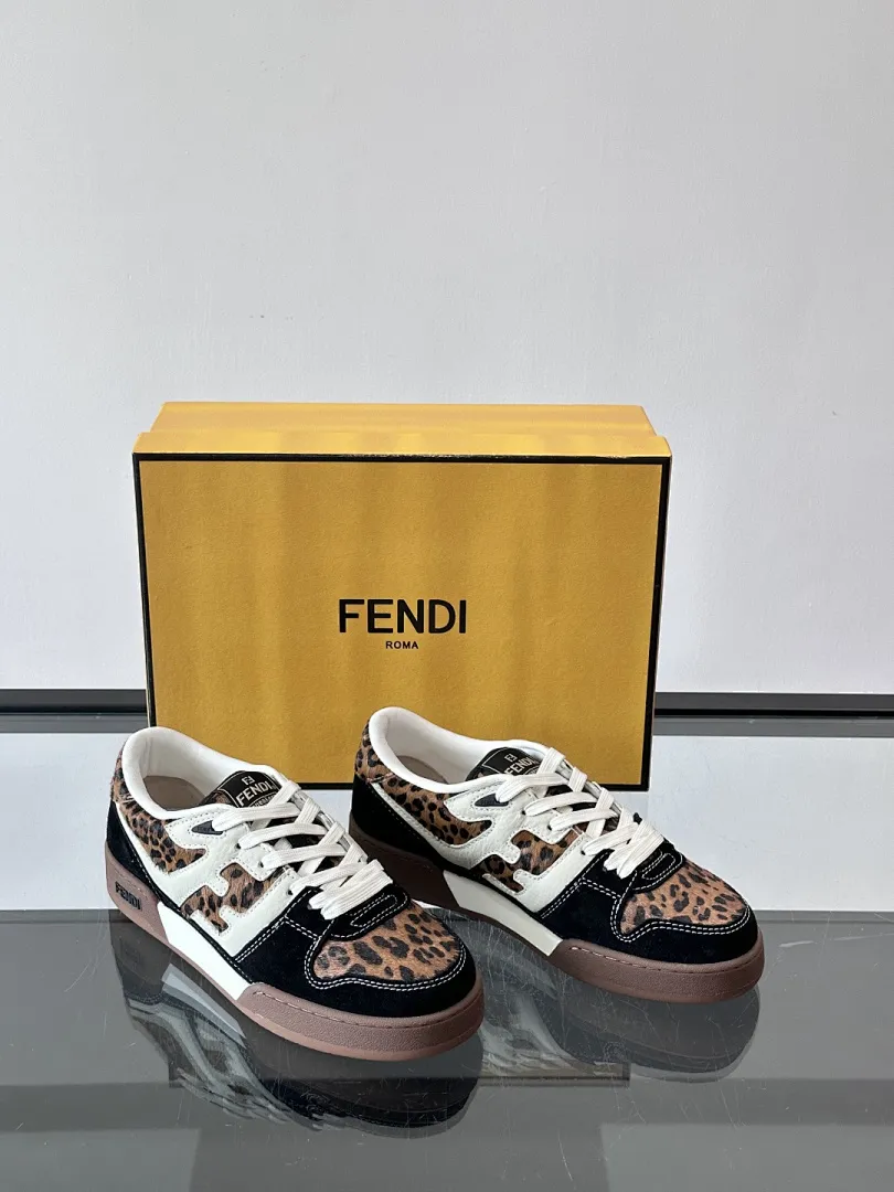 FENDI 235