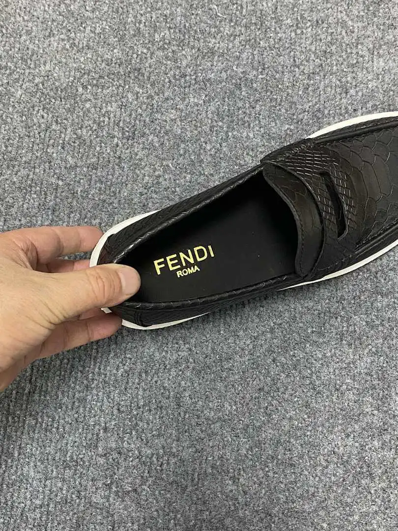 FENDI 247