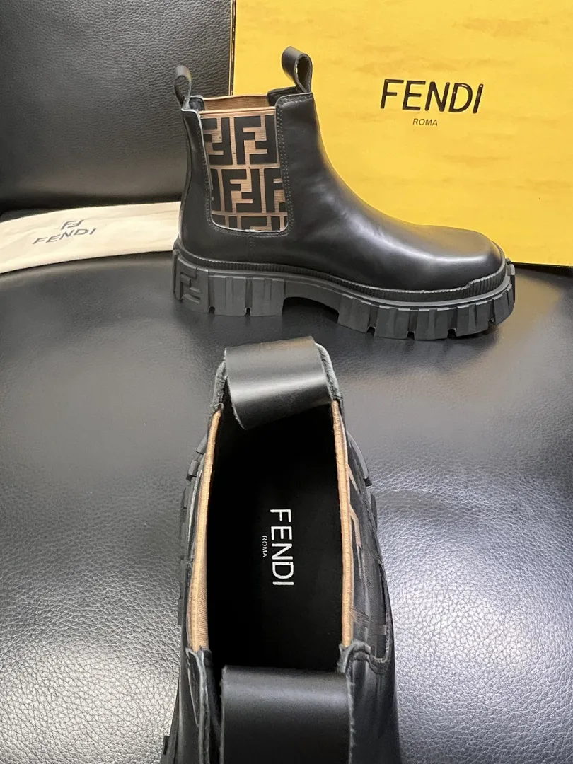 FENDI 213