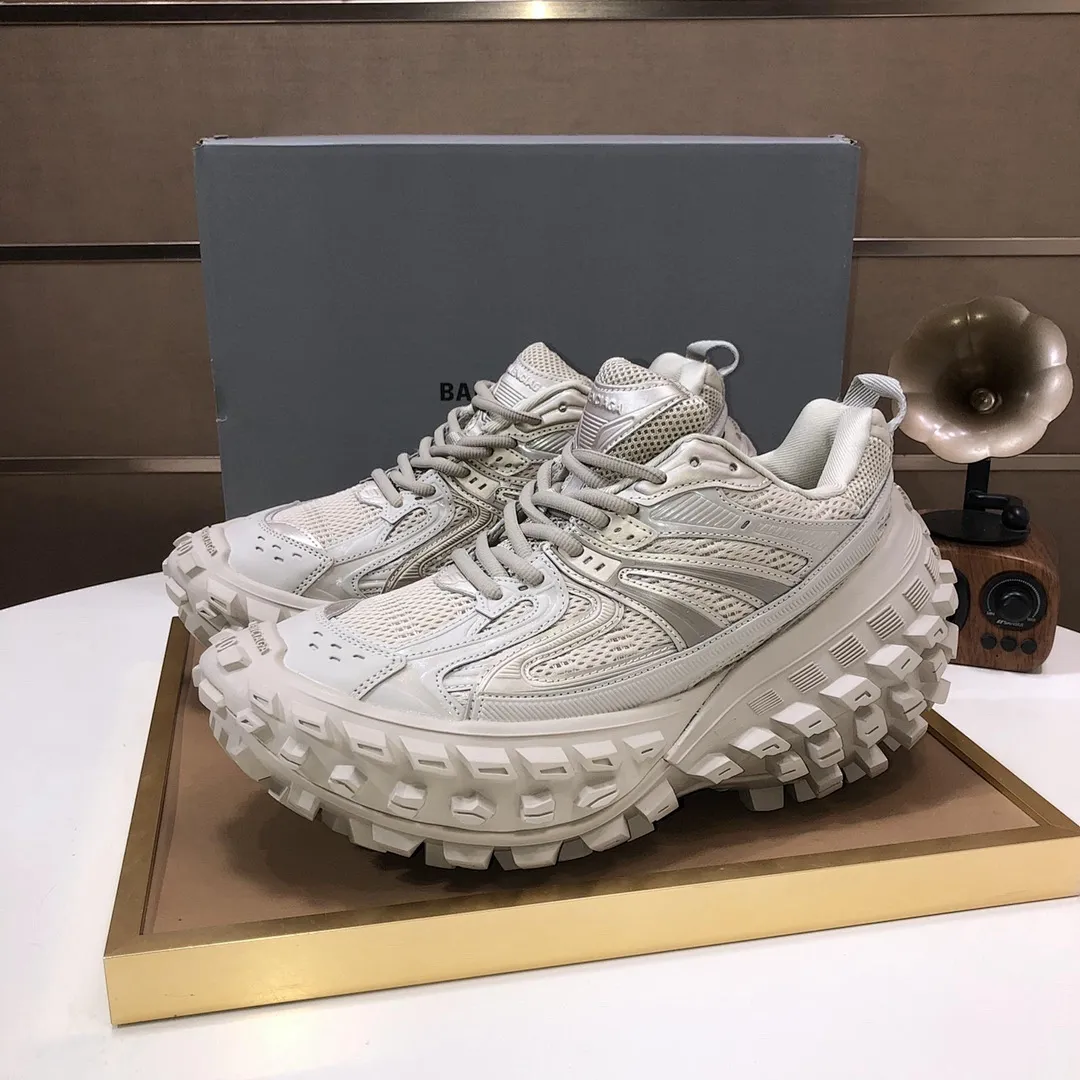 Balenciaga 0052